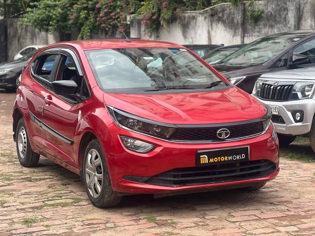 https://images10.gaadi.com/usedcar_image/4512841/original/processed_c7ac8c8b4a72a7ebc1a82d11478029ca.jpg?imwidth=6400