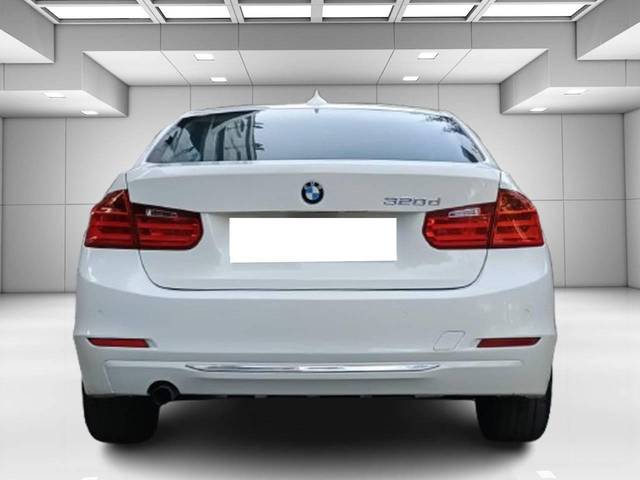 https://images10.gaadi.com/usedcar_image/4512845/original/processed_132f3cbdbd745542f0fdddd1c7e274ee.jpeg?imwidth=6401