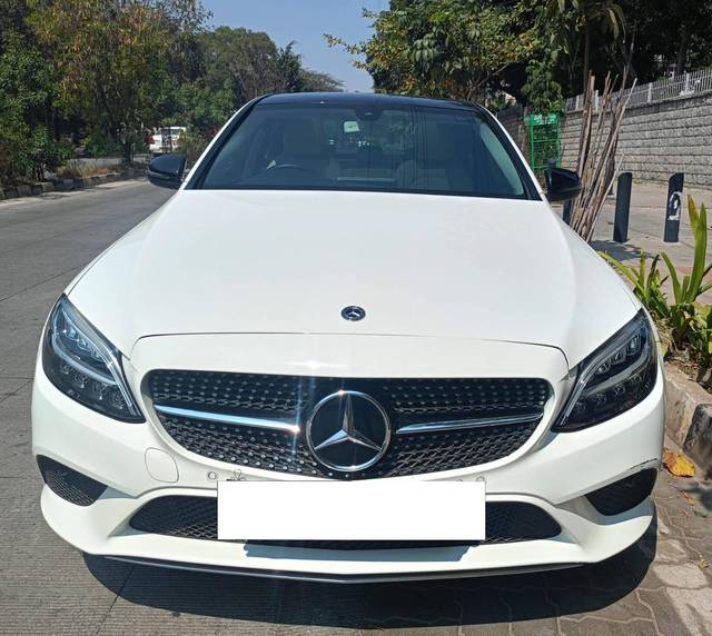 https://images10.gaadi.com/usedcar_image/4512847/original/processed_a38d0860b6e134f0203afa9c3c9d2101.jpeg?imwidth=6400
