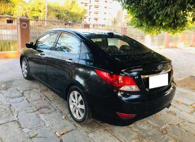 https://images10.gaadi.com/usedcar_image/4512856/original/processed_5eea31d78b28b313f6f63abab56ecb7e.jpg?imwidth=6402