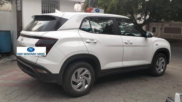 https://images10.gaadi.com/usedcar_image/4512861/original/processed_62c1da88dadb65e3fad5bb4fb0ac10b8.jpeg?imwidth=6402