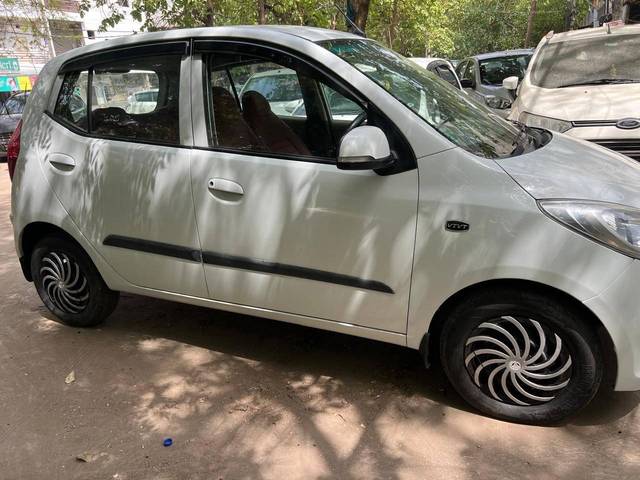 https://images10.gaadi.com/usedcar_image/4512865/original/processed_1f1e526a2df8d9d1dc684550b284a1c7.jpg?imwidth=6400
