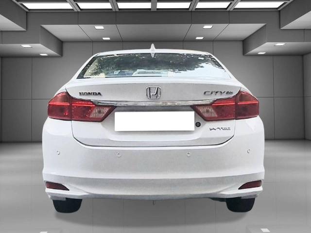 https://images10.gaadi.com/usedcar_image/4512871/original/processed_3a290b8929593dc642f5801bb3be2d7c.jpeg?imwidth=6402