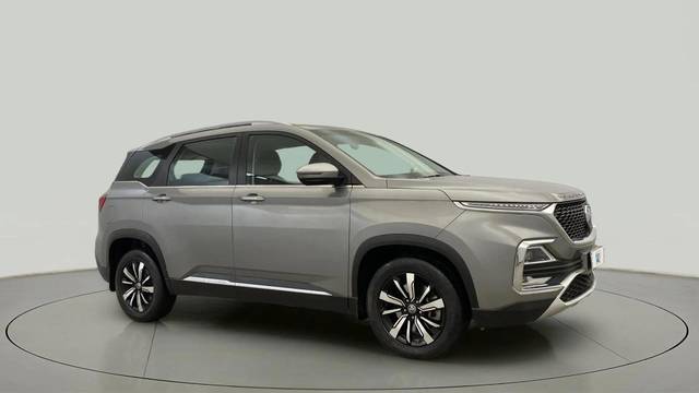 https://images10.gaadi.com/usedcar_image/4512882/original/a0675f66676979463aeae164b54b3a0c.jpg?imwidth=6400