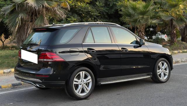 https://images10.gaadi.com/usedcar_image/4512889/original/processed_85e68eaffd61f1f74bbf2d132ca5312b.jpeg?imwidth=6402