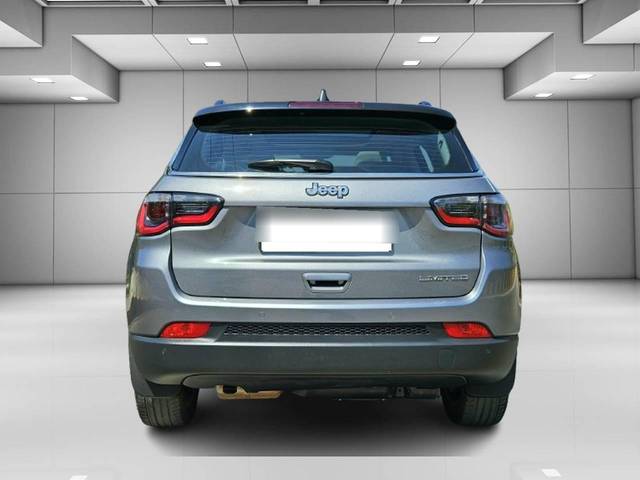 https://images10.gaadi.com/usedcar_image/4512894/original/processed_a402ace056d117033ee88f81fab45ea0.jpg?imwidth=6401