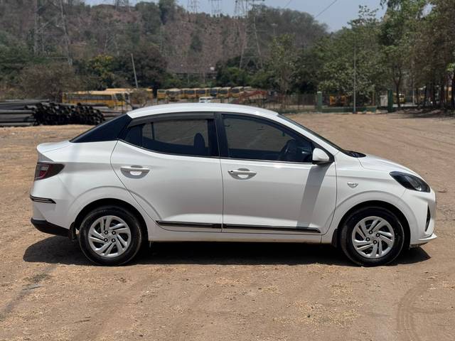 https://images10.gaadi.com/usedcar_image/4512924/original/4ad40002cbf254eae324e33f5caf59ed.jpg?imwidth=6401