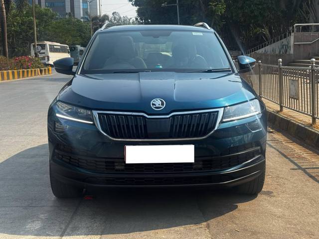 https://images10.gaadi.com/usedcar_image/4512962/original/processed_948d3708721cc1f9f46084aadf046644.jpg?imwidth=6401