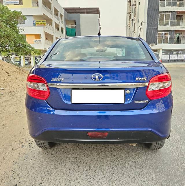 https://images10.gaadi.com/usedcar_image/4512964/original/processed_2797647bcf77f10c819e09540143cbd0.jpg?imwidth=6402