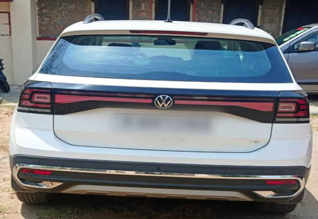 https://images10.gaadi.com/usedcar_image/4512967/original/8a4ad4d1-04f5-457b-a28a-651ed6bb68e8.?imwidth=6402