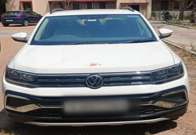 https://images10.gaadi.com/usedcar_image/4512967/original/ff91c265-cc5d-49c9-81f0-e9cb8fceb088.?imwidth=6400