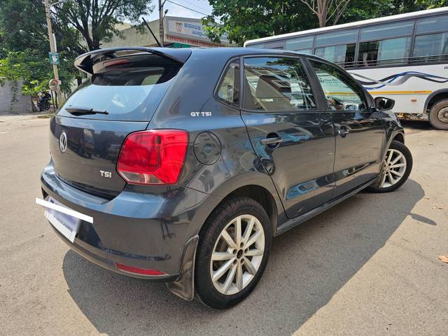 https://images10.gaadi.com/usedcar_image/4512969/original/processed_d8fc75f431f8e06681aacb93ad0e7a18.jpg?imwidth=6401