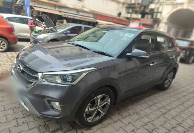 https://images10.gaadi.com/usedcar_image/4512980/original/fe9d9007-0c77-4bf6-8998-990215f6c757.?imwidth=6402