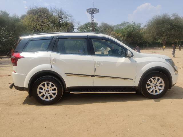 https://images10.gaadi.com/usedcar_image/4512989/original/cffd6d705f9fe0cb66cf5272f446e928.jpg?imwidth=6401