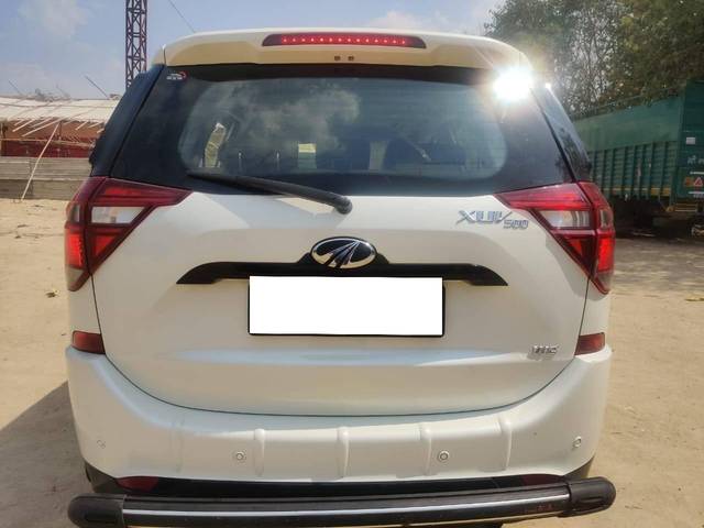 https://images10.gaadi.com/usedcar_image/4512989/original/processed_9d9c8cb10c17bda28dce92f13be33aa5.jpg?imwidth=6402