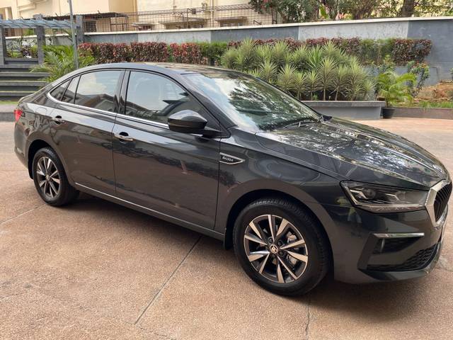 https://images10.gaadi.com/usedcar_image/4512998/original/processed_03f54e97b288cb0ecc12937248fb7826.jpeg?imwidth=6400