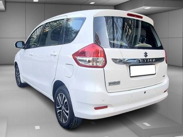 https://images10.gaadi.com/usedcar_image/4513013/original/761ee10b2b824379cd3ee1c2e126b1ca.jpeg?imwidth=6402