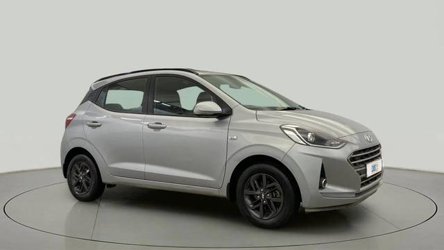 https://images10.gaadi.com/usedcar_image/4513030/original/48aa4f41a62b936a16bf1178fbb08fb1.jpg?imwidth=6400