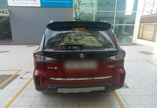 https://images10.gaadi.com/usedcar_image/4513036/original/08b9c92c-eaae-456b-a43b-b24ddd85b331.?imwidth=6402