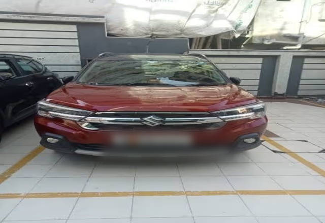 https://images10.gaadi.com/usedcar_image/4513036/original/70eb4ee6-311c-4cfa-9eec-be9a746c711f.?imwidth=6400