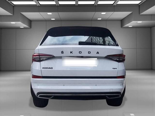 https://images10.gaadi.com/usedcar_image/4513037/original/processed_522ad698b7052be9508e0dd2351b4429.jpg?imwidth=6401