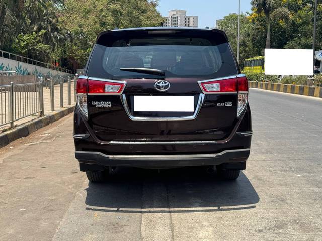 https://images10.gaadi.com/usedcar_image/4513086/original/processed_24d6b8b756e0de3e9d5ddcb30d2c8ed8.jpg?imwidth=6401