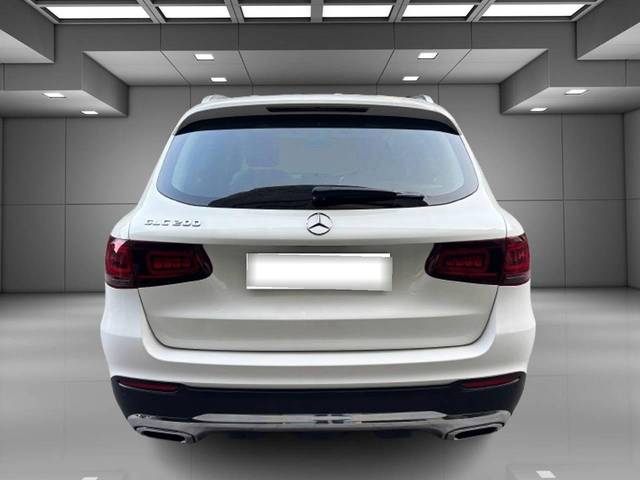 https://images10.gaadi.com/usedcar_image/4513098/original/processed_27a01cb4ae69987726c65769fe092668.jpg?imwidth=6401