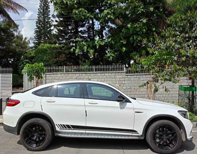 https://images10.gaadi.com/usedcar_image/4513107/original/8c3846b201b65f6d76e310cf0e7664b3.jpeg?imwidth=6401
