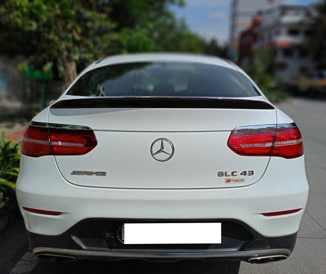 https://images10.gaadi.com/usedcar_image/4513107/original/processed_2d90b2ec6dd355b5bf2445708ff9e019.jpeg?imwidth=6402