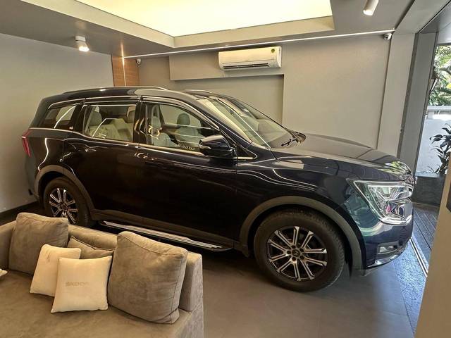 https://images10.gaadi.com/usedcar_image/4513109/original/processed_de841c57e852dc45efa0c32cb06eb574.jpeg?imwidth=6401