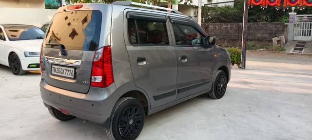 https://images10.gaadi.com/usedcar_image/4513111/original/8b5ef0d5c520892ae970d777ae9a8843.jpg?imwidth=6401