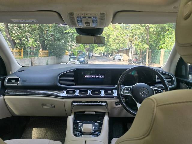 https://images10.gaadi.com/usedcar_image/4513168/original/8a9b0e8564c3cbb76992887d535222e3.jpg?imwidth=6402
