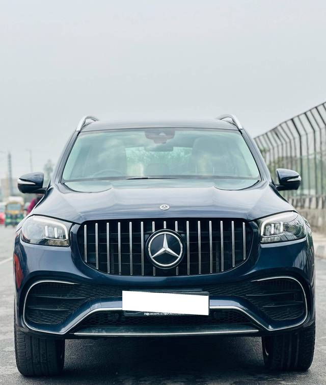 https://images10.gaadi.com/usedcar_image/4513168/original/processed_93c831232e8cd39004ae2cd1d01c88b9.jpg?imwidth=6400