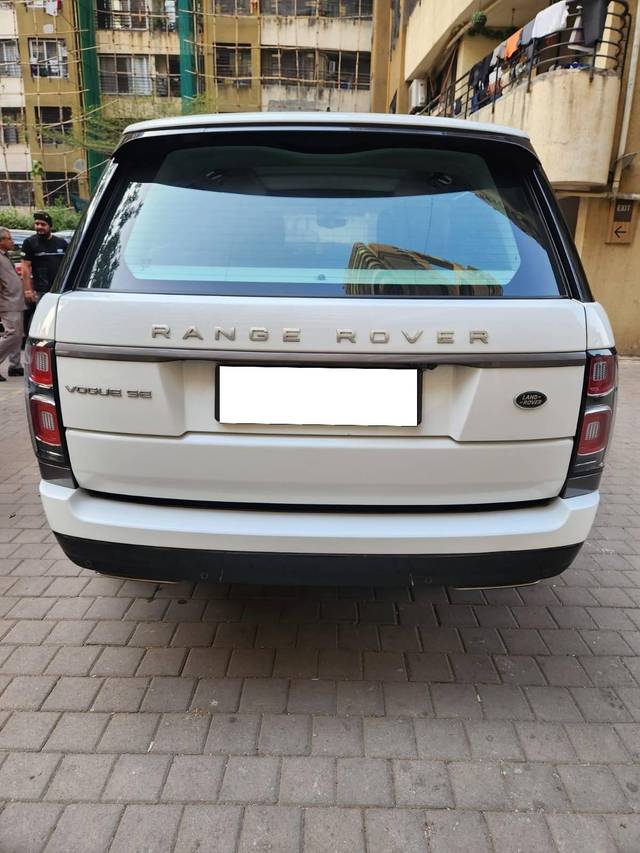 https://images10.gaadi.com/usedcar_image/4513223/original/processed_439c9353cbd636a75bf9a51c3369fa33.jpeg?imwidth=6401