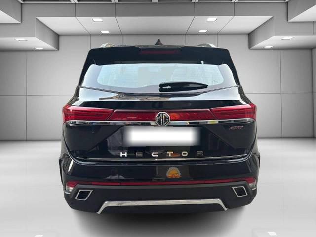 https://images10.gaadi.com/usedcar_image/4513230/original/processed_9be8279e1fc0bf5c661e4e0ca8742168.jpg?imwidth=6401