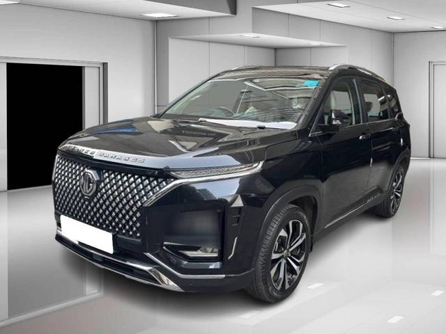 https://images10.gaadi.com/usedcar_image/4513230/original/processed_e2d00c64ee7fb31a9a1191bf82a099a4.jpg?imwidth=6400