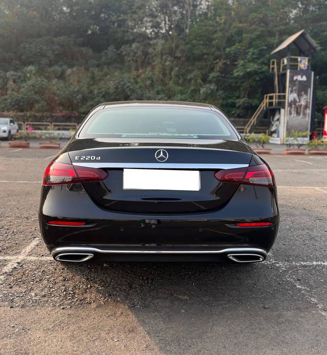 https://images10.gaadi.com/usedcar_image/4513232/original/processed_298304c861a028661077f8d6dc23e147.jpg?imwidth=6402