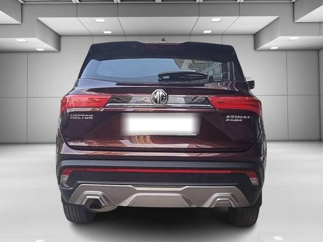 https://images10.gaadi.com/usedcar_image/4513233/original/processed_270261693aca335ac65a267cc9b0c789.jpg?imwidth=6401
