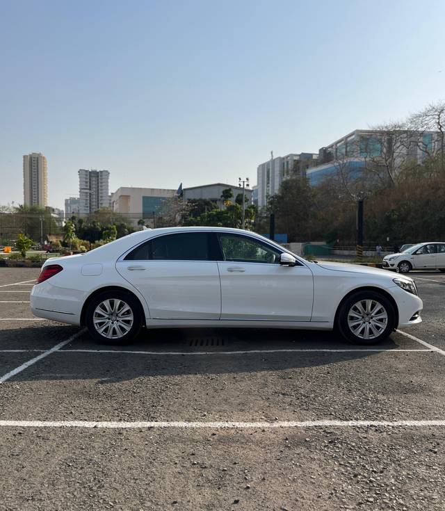 https://images10.gaadi.com/usedcar_image/4513237/original/ff9849005973fc62729e7f57a0d12cd0.jpg?imwidth=6401