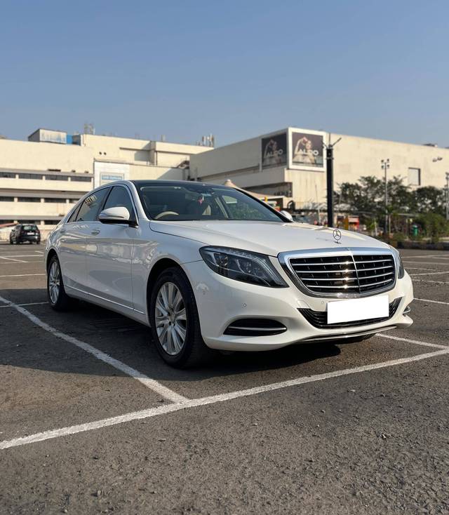 https://images10.gaadi.com/usedcar_image/4513237/original/processed_a778af8bdcd4b5f0f65ff1d3bfd74935.jpg?imwidth=6400