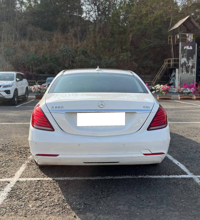 https://images10.gaadi.com/usedcar_image/4513237/original/processed_c53e51082e390c4f34b152da899ce4e7.jpg?imwidth=6402