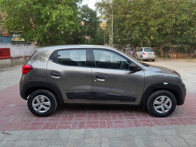 https://images10.gaadi.com/usedcar_image/4513252/original/processed_6765c7c5b7dfdd10f3f27b4516f7425b.jpg?imwidth=6401