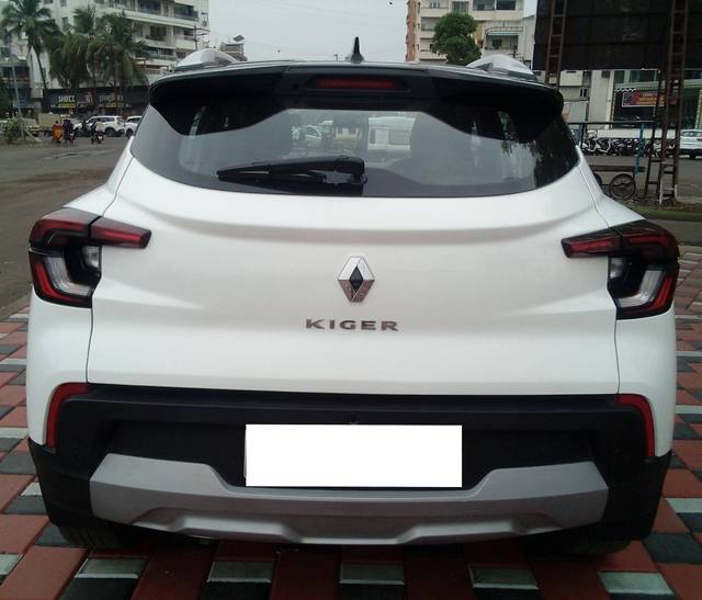 https://images10.gaadi.com/usedcar_image/4513274/original/processed_258341b475952afe6267cfa472198e91.jpg?imwidth=6402