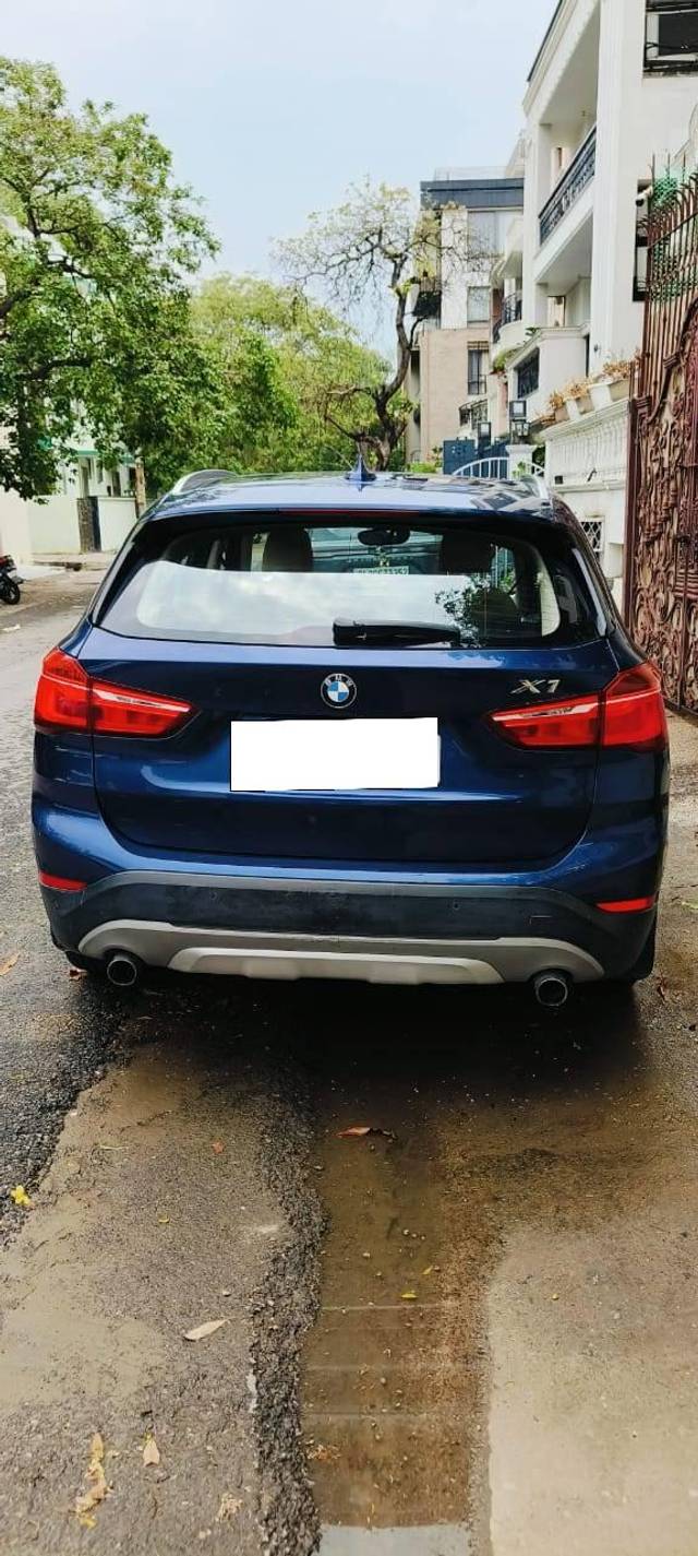https://images10.gaadi.com/usedcar_image/4513295/original/processed_ca8bb520686fbebc127585ca5e979efc.jpg?imwidth=6401