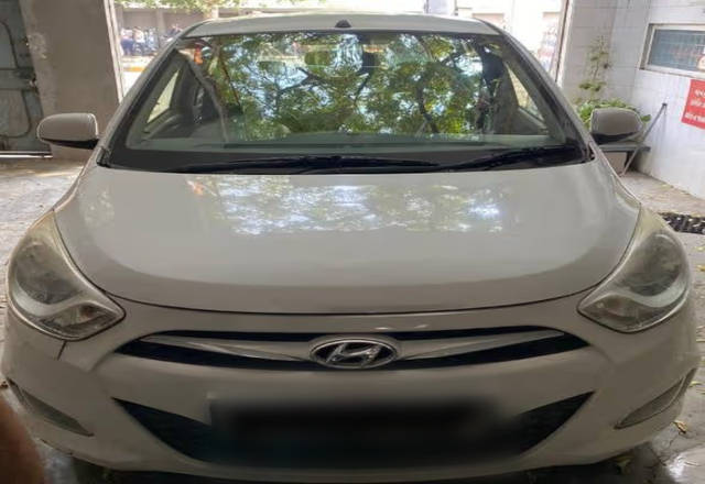 https://images10.gaadi.com/usedcar_image/4513296/original/6cb6dfd1-db58-4f10-a751-67f084e7b2e1.?imwidth=6400