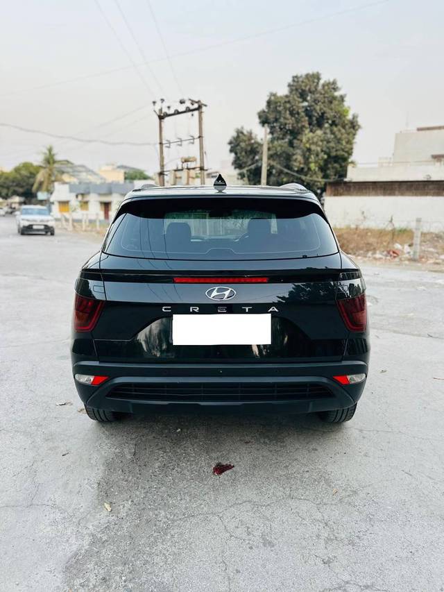 https://images10.gaadi.com/usedcar_image/4513298/original/processed_acc9bee31214fc26bcc971cf2e7b5dce.jpg?imwidth=6402