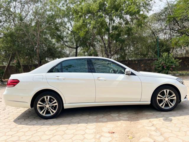 https://images10.gaadi.com/usedcar_image/4513304/original/c31e8bf9fcd8208aed599377b033fab0.jpg?imwidth=6401