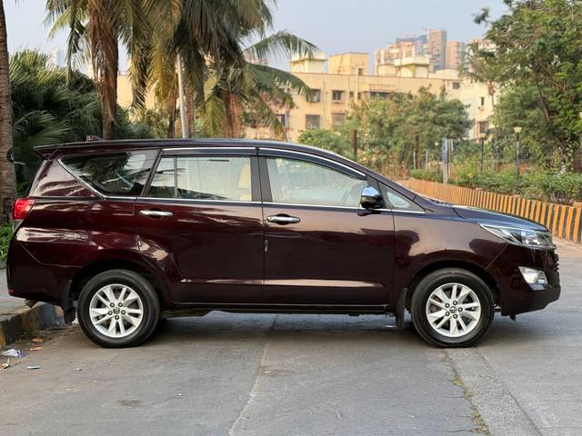 https://images10.gaadi.com/usedcar_image/4513308/original/0e43a9c3e4db78a0f326a7c557a48694.jpg?imwidth=6401