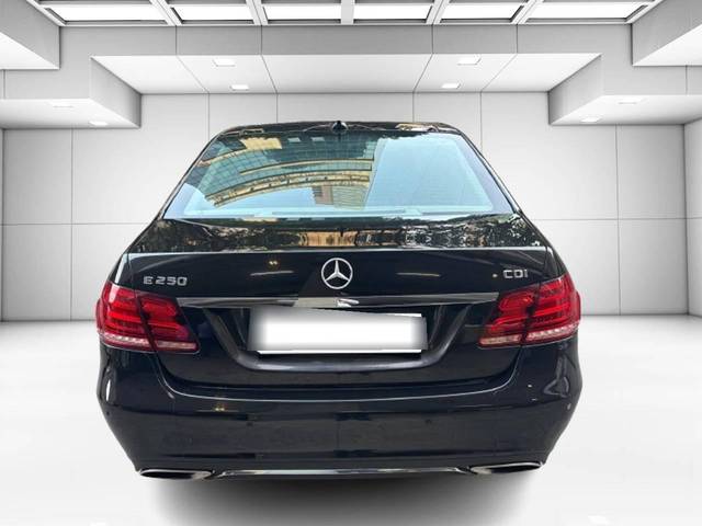 https://images10.gaadi.com/usedcar_image/4513313/original/processed_c6da2b6b227f072ed70fca98b5969b46.jpg?imwidth=6401