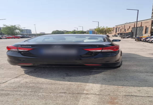 https://images10.gaadi.com/usedcar_image/4513328/original/d3d502af-5a46-44d7-b56f-b40d83247f43.?imwidth=6401
